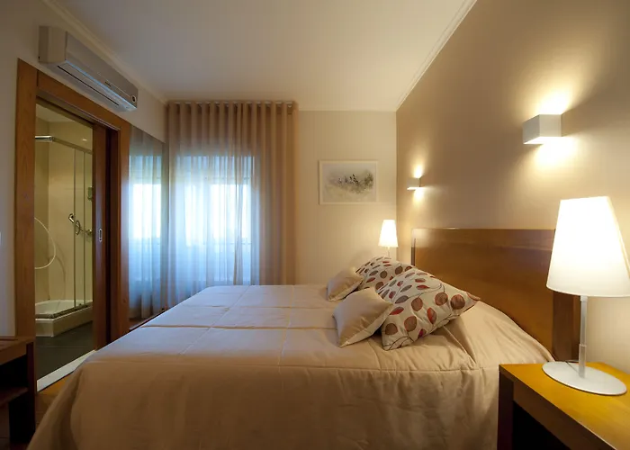 卡萨达诺拉酒店 莱里亚